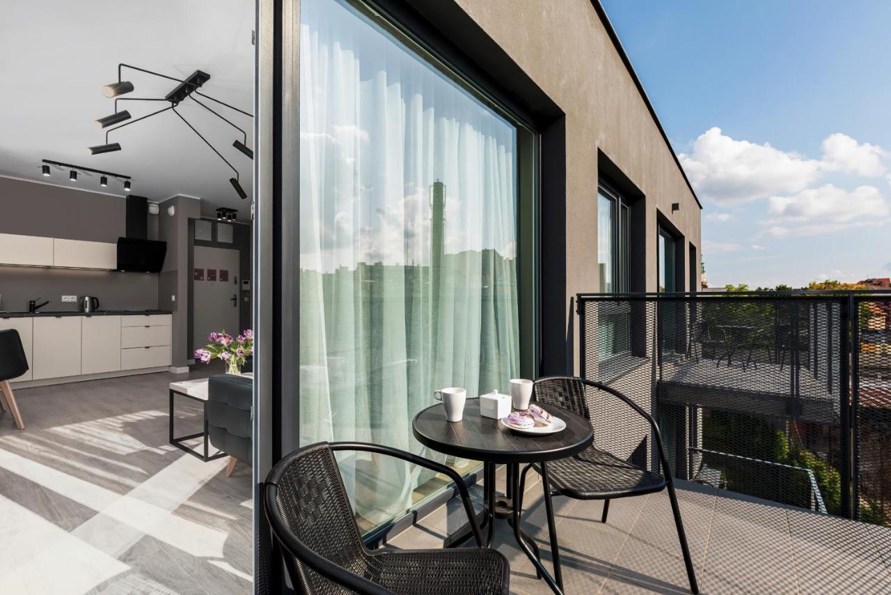 Modern City Center Apartments By Noclegi Renters Poznan Ngoại thất bức ảnh