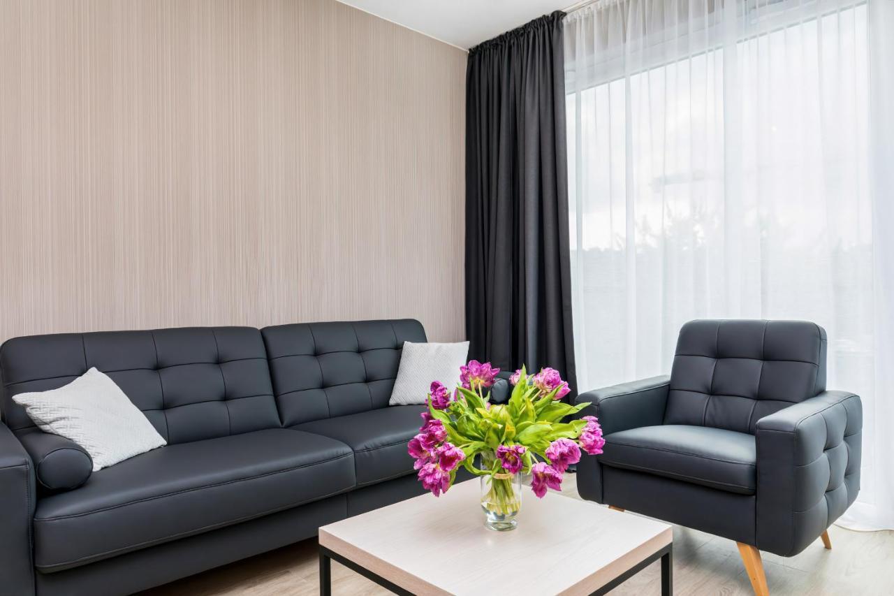 Modern City Center Apartments By Noclegi Renters Poznan Ngoại thất bức ảnh