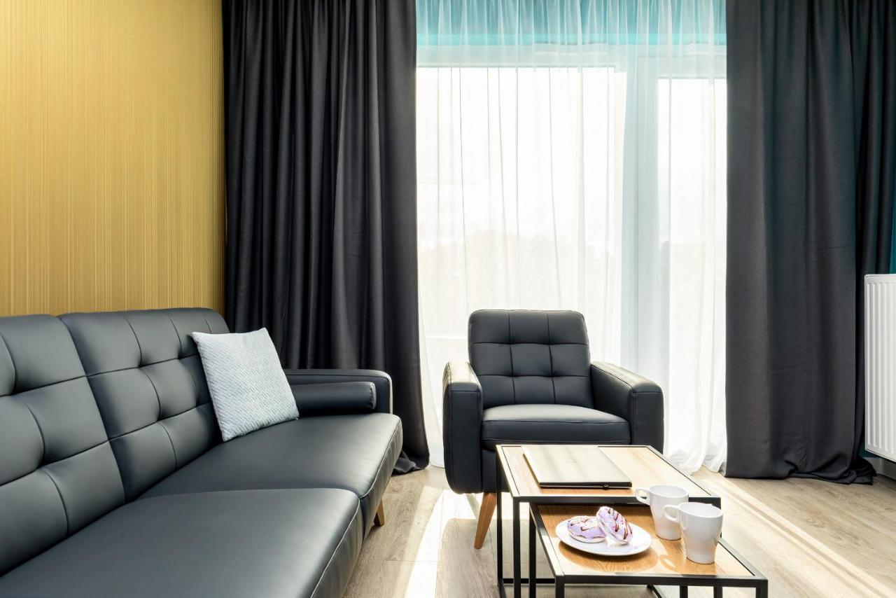 Modern City Center Apartments By Noclegi Renters Poznan Ngoại thất bức ảnh