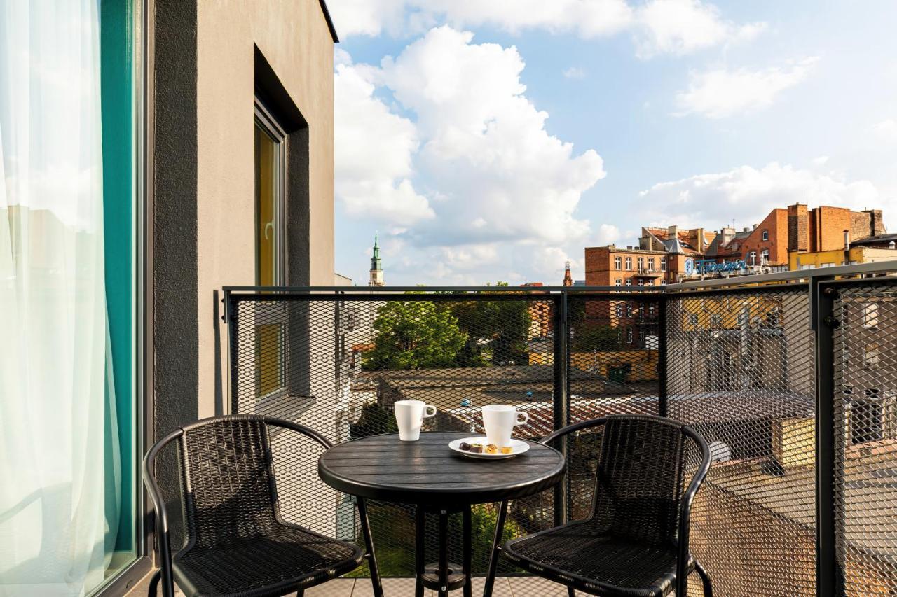 Modern City Center Apartments By Noclegi Renters Poznan Ngoại thất bức ảnh