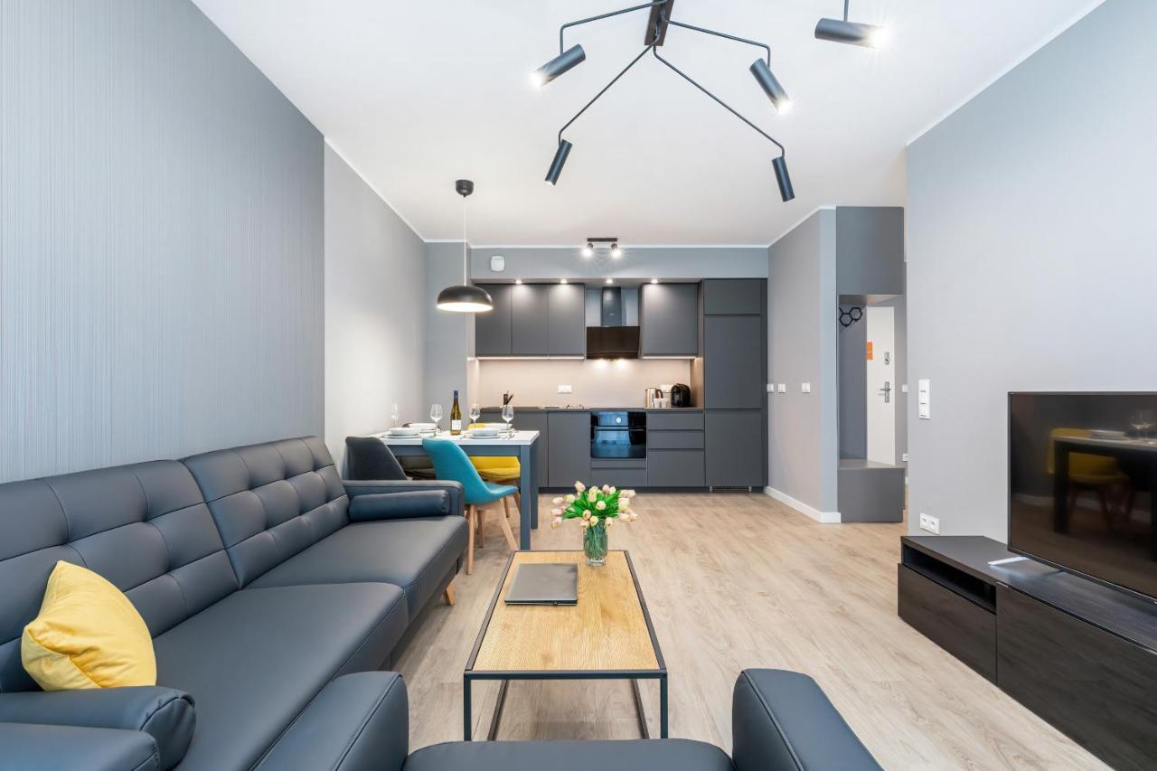 Modern City Center Apartments By Noclegi Renters Poznan Ngoại thất bức ảnh