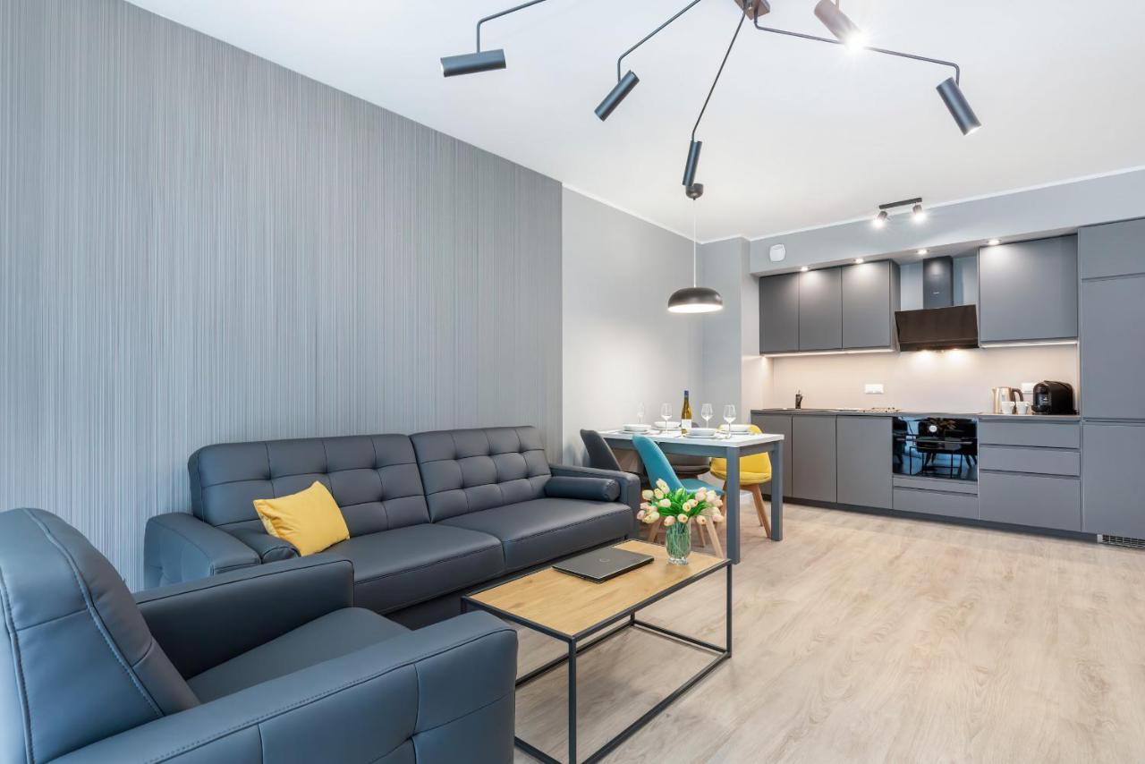Modern City Center Apartments By Noclegi Renters Poznan Ngoại thất bức ảnh