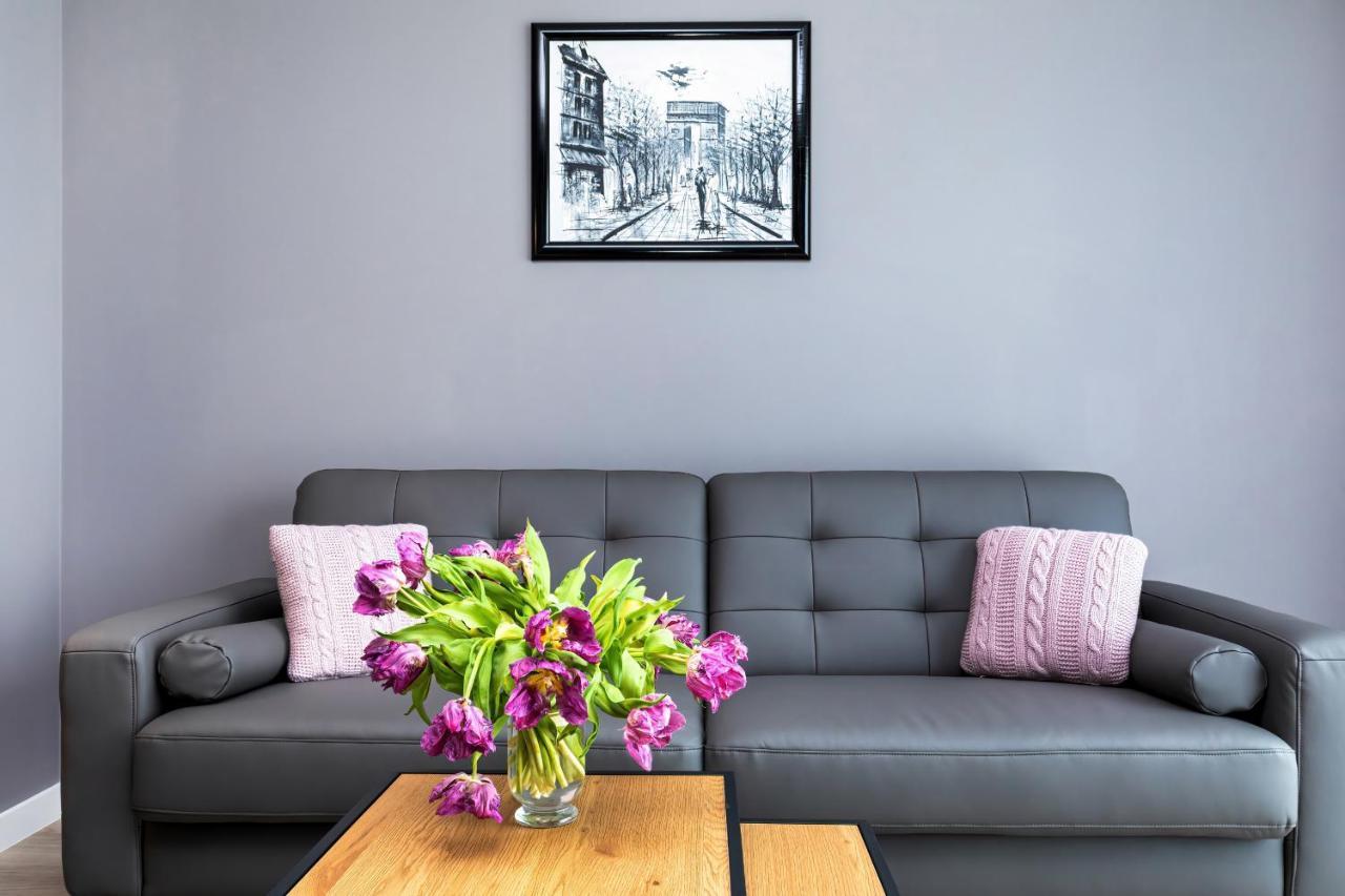 Modern City Center Apartments By Noclegi Renters Poznan Ngoại thất bức ảnh