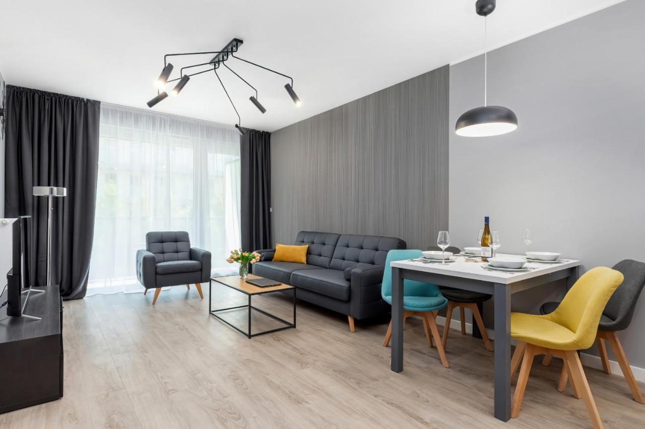 Modern City Center Apartments By Noclegi Renters Poznan Ngoại thất bức ảnh