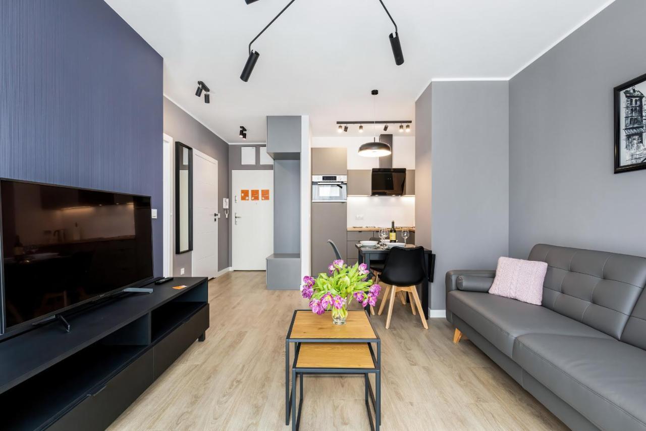 Modern City Center Apartments By Noclegi Renters Poznan Ngoại thất bức ảnh